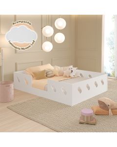 Cama para Criança Infantil Montessoriana Casal Helena - Branca Acompanha Luminária Nuvem